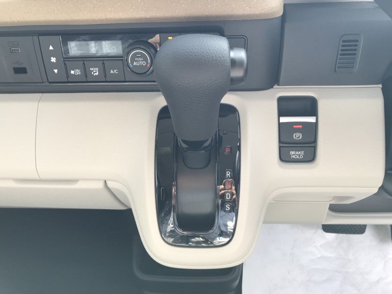 ホンダ N BOX 16枚目