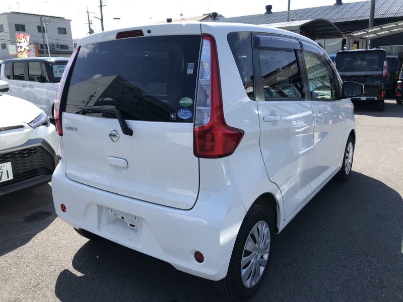 ニッサン デイズ 4枚目