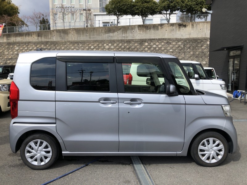 ホンダ N BOX 3枚目
