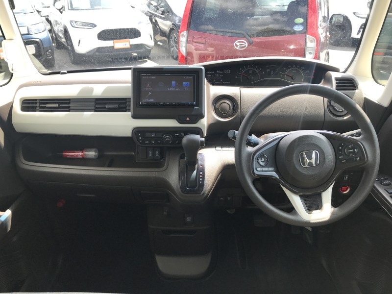 ホンダ N BOX 12枚目