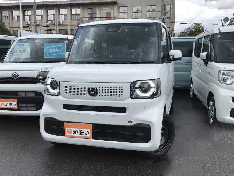 ホンダ N BOX 0枚目