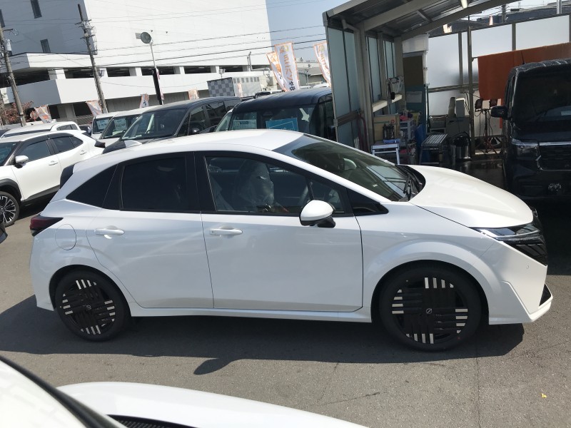 ニッサン ノートオーラ 3枚目