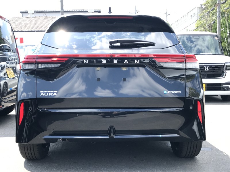 ニッサン ノートオーラ 5枚目