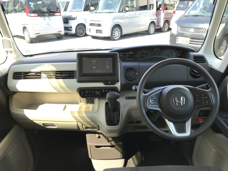 ホンダ N BOX 13枚目