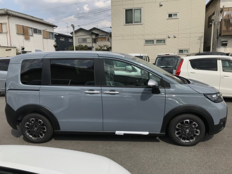 ホンダ フリード 3枚目
