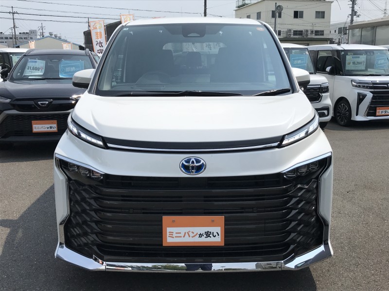 トヨタ ヴォクシー 1枚目