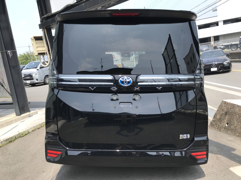 トヨタ ヴォクシー 5枚目