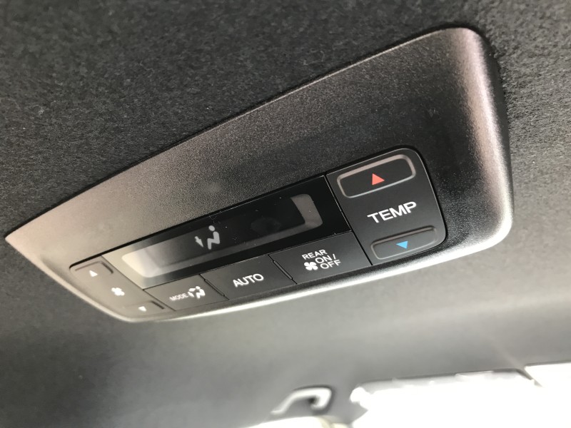 ホンダ ステップワゴンスパーダ 8枚目