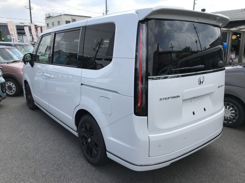 ホンダ ステップワゴンスパーダ 9枚目