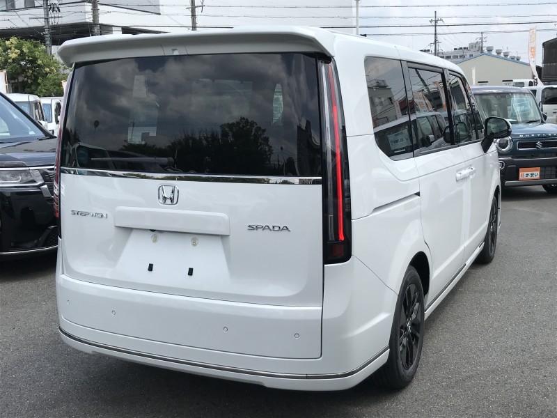 ホンダ ステップワゴンスパーダ 4枚目