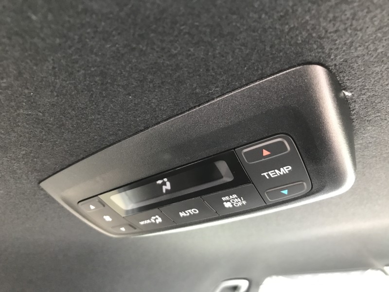 ホンダ ステップワゴンスパーダ 8枚目