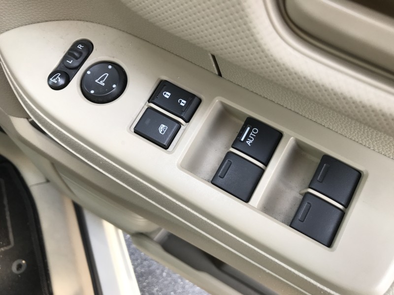 ホンダ N BOX 18枚目