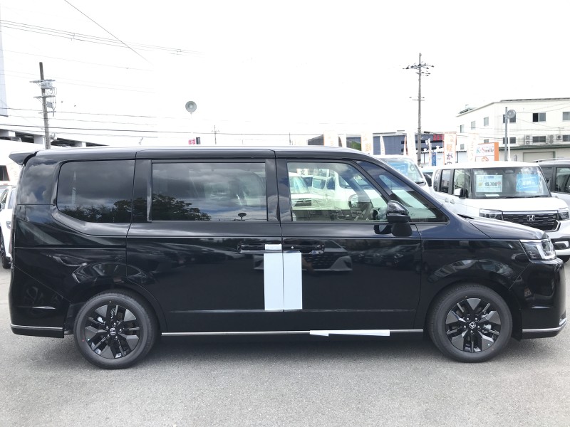 ホンダ ステップワゴンスパーダ 3枚目