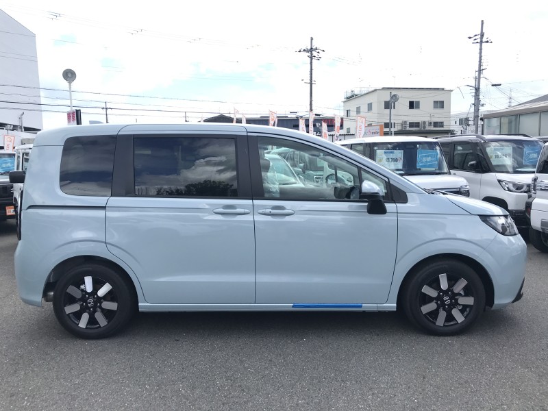 ホンダ フリード 3枚目