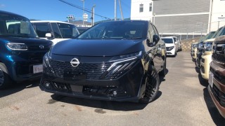 ニッサン ノートオーラ