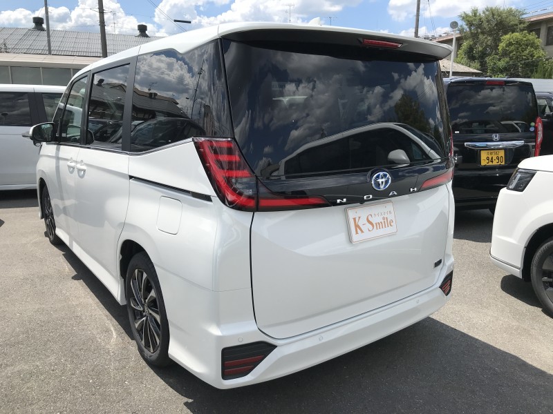 トヨタ ノア 9枚目
