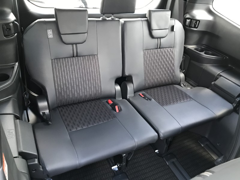 トヨタ ノア 14枚目