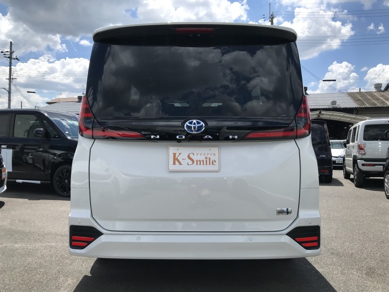 トヨタ ノア 5枚目