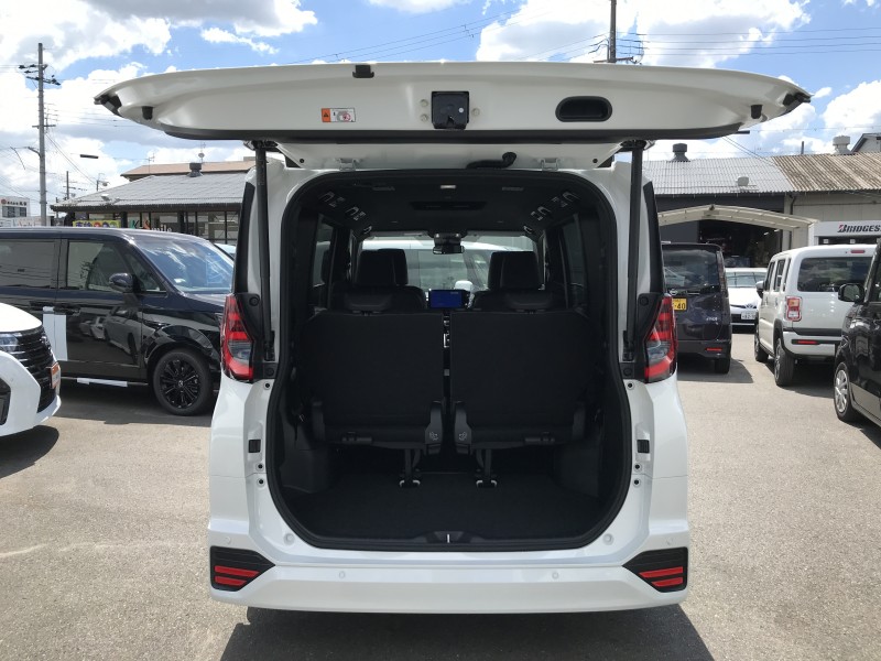 トヨタ ノア 6枚目