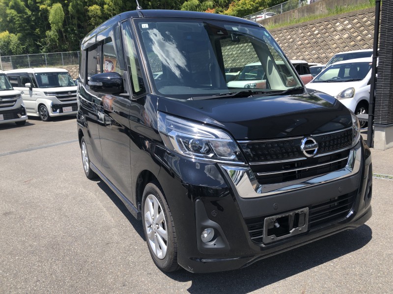 ニッサン デイズルークス 2枚目