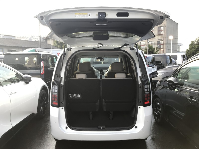 ホンダ フリード 5枚目