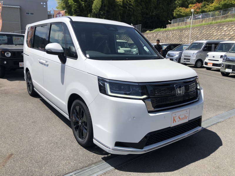 ホンダ ステップワゴンスパーダ 2枚目