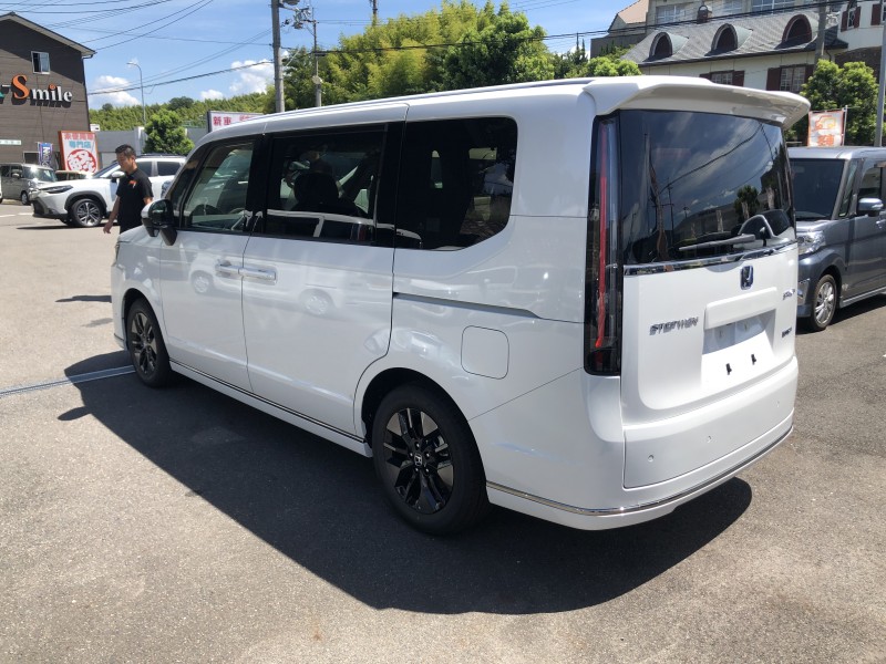 ホンダ ステップワゴンスパーダ 6枚目