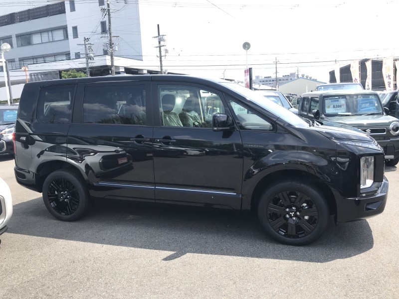 三菱 デリカD:5 3枚目