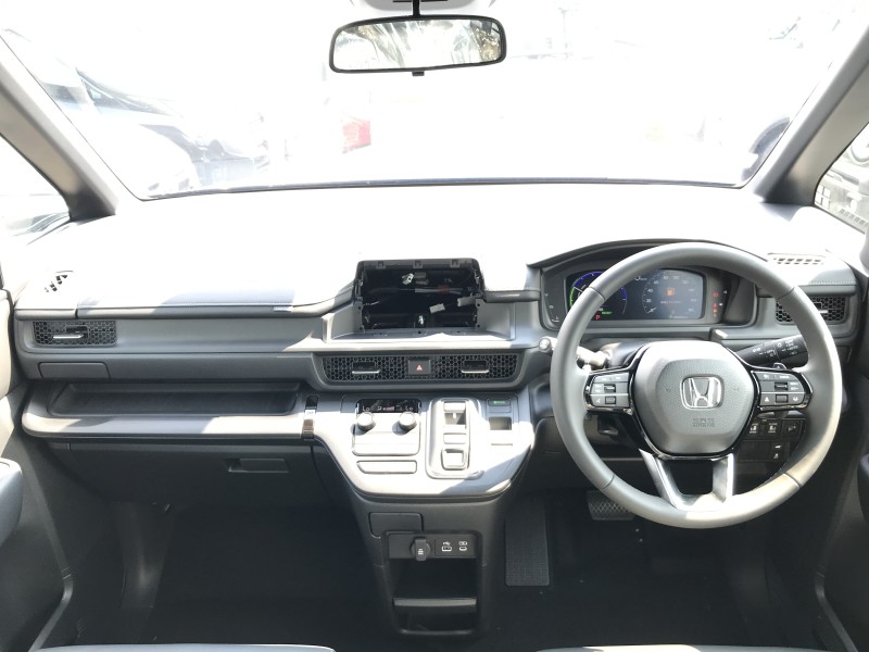 ホンダ ステップワゴンスパーダ 15枚目