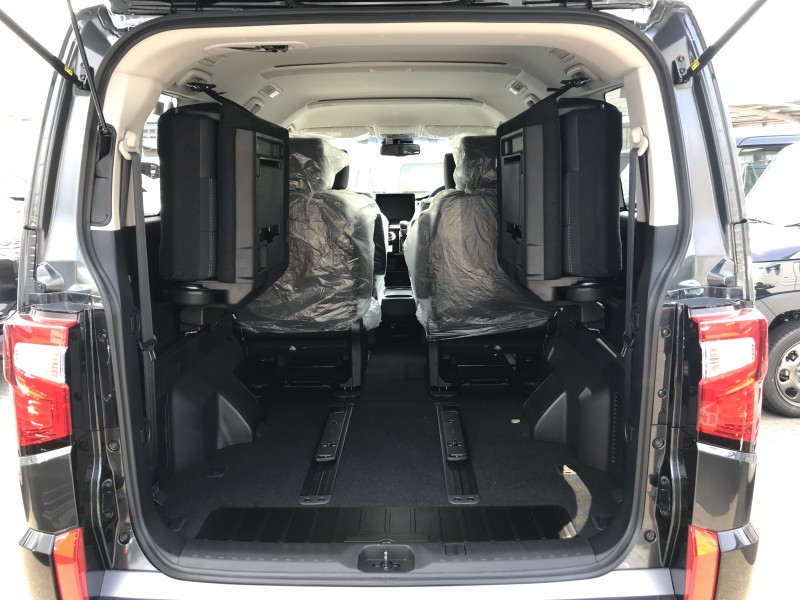 三菱 デリカD:5 7枚目