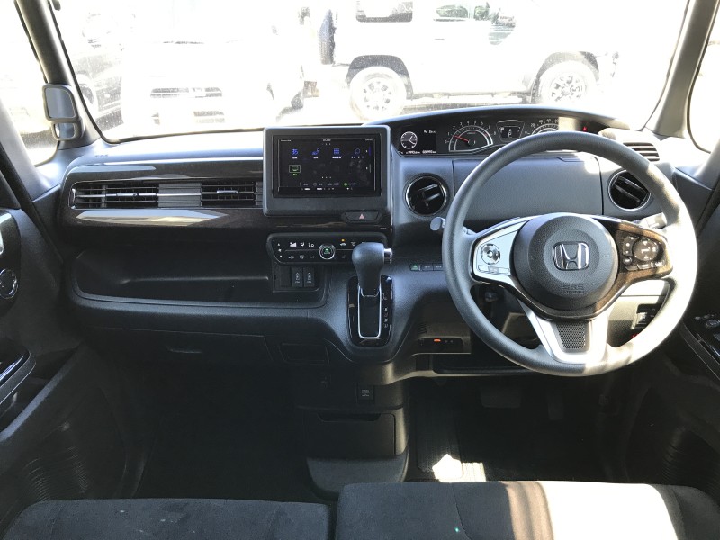 ホンダ N BOX 13枚目