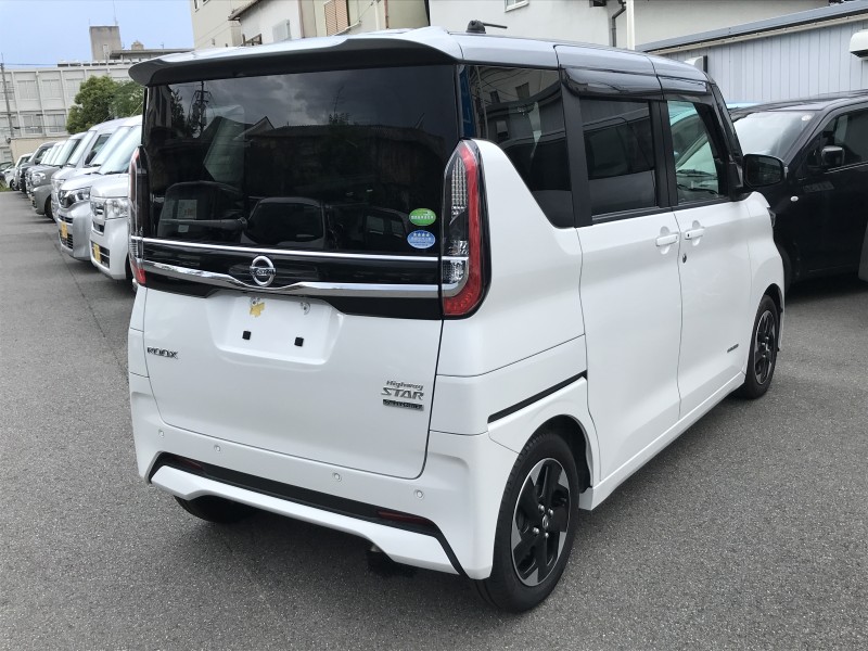 ニッサン ルークス 4枚目
