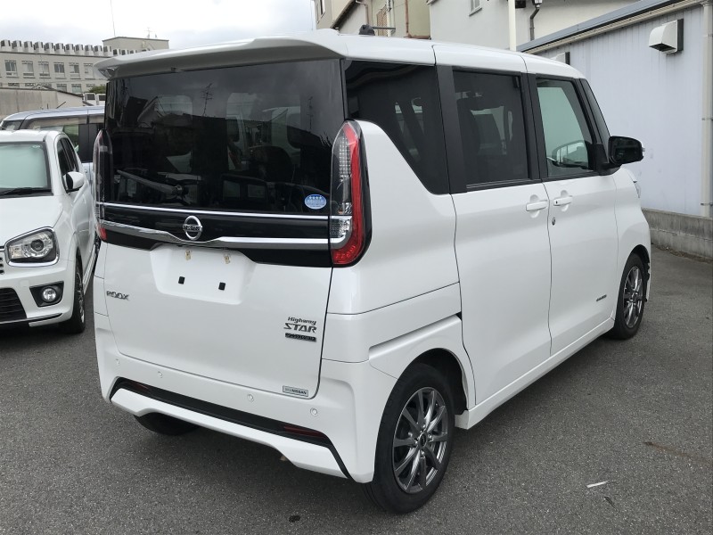ニッサン ルークス 4枚目