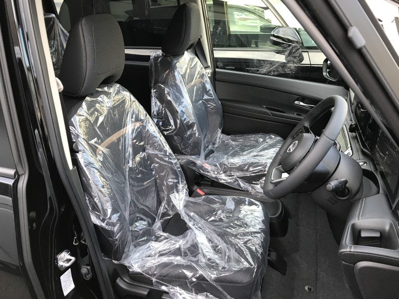 ニッサン セレナ 10枚目