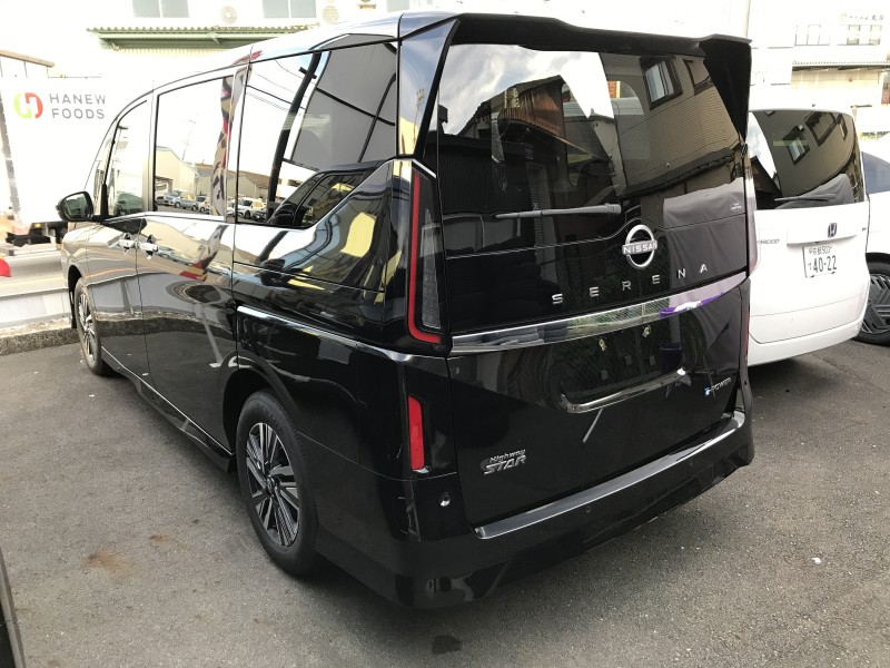 ニッサン セレナ 8枚目