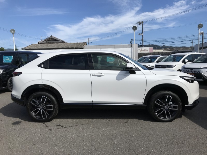 ホンダ ヴェゼル 3枚目