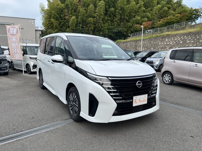 ニッサン セレナ 1枚目