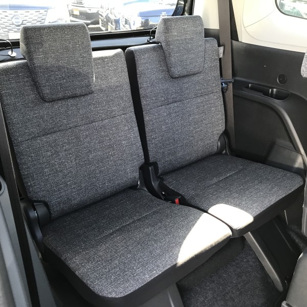 トヨタ シエンタ 13枚目