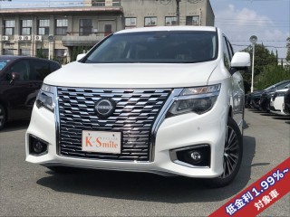 ニッサン エルグランド