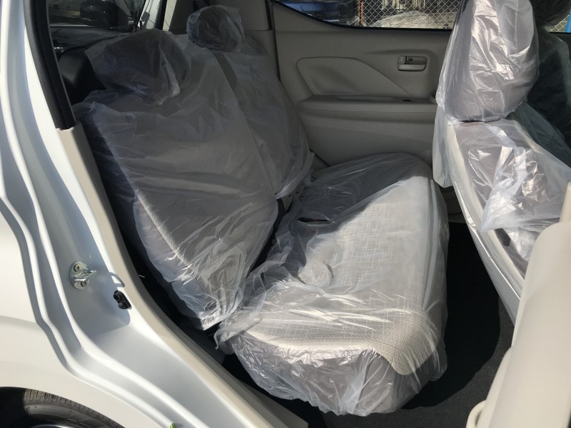 三菱 eKワゴン 12枚目