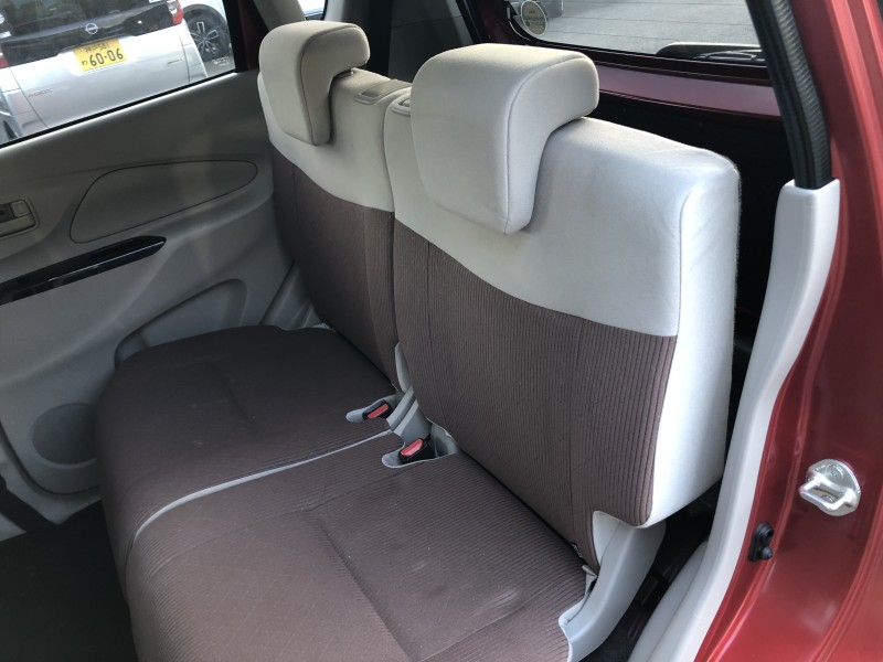 三菱 eKワゴン 9枚目