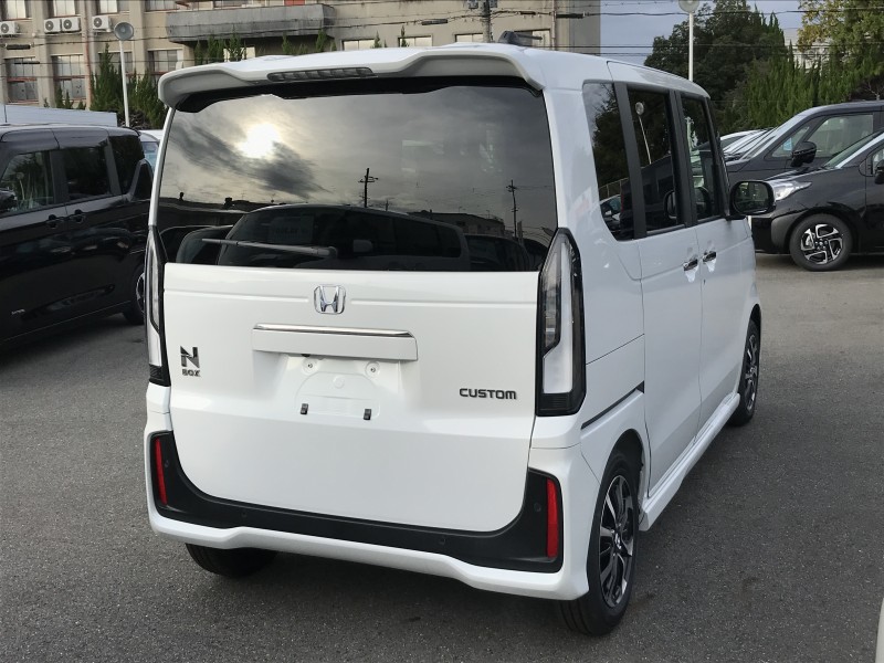 ホンダ N BOX 4枚目