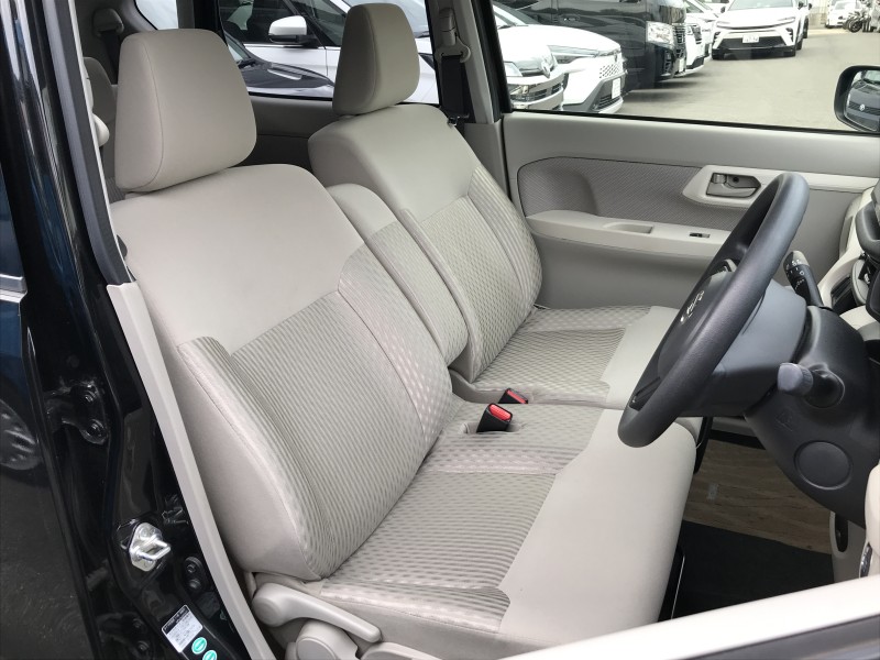 ダイハツ ムーヴ 11枚目