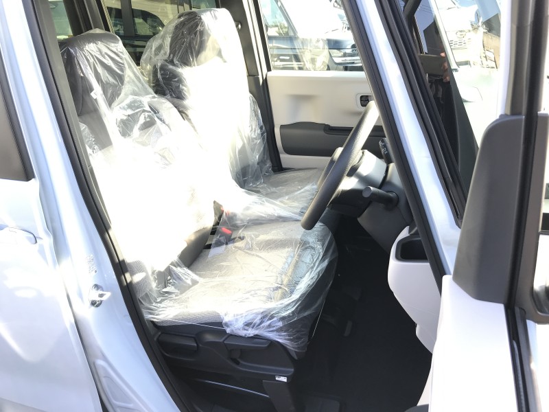 ホンダ N BOX 11枚目