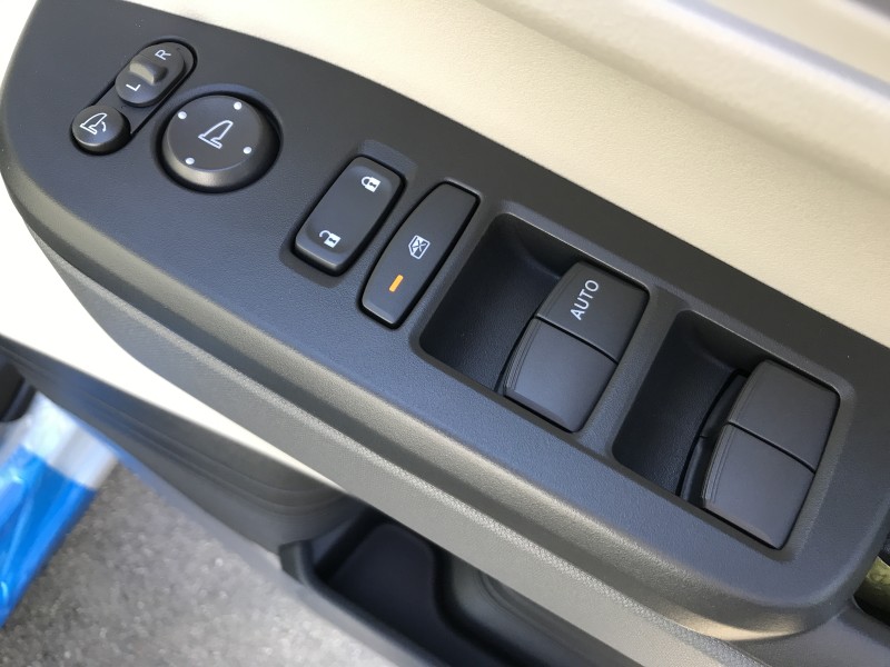 ホンダ N BOX 17枚目