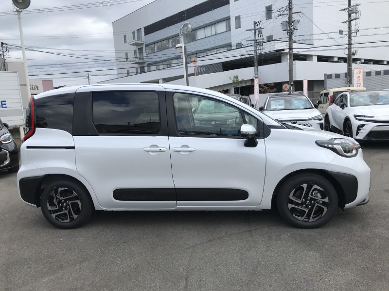 トヨタ シエンタ 3枚目