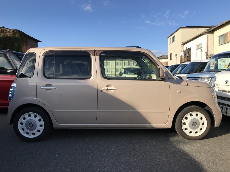 ダイハツ ミラココア 3枚目