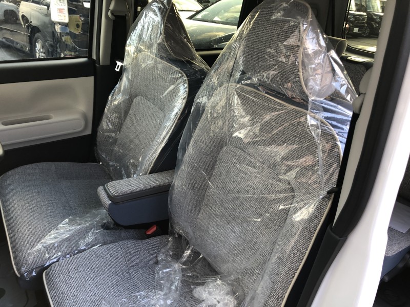 ダイハツ ムーヴキャンバス 11枚目