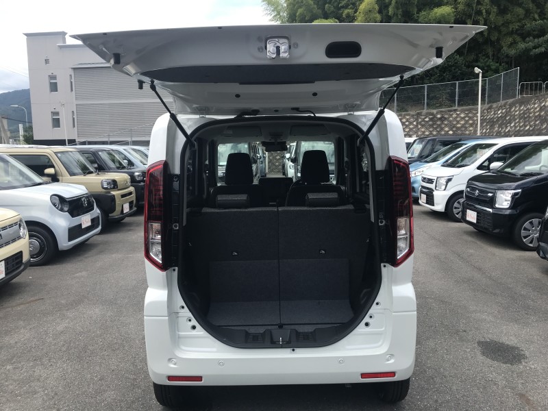 スズキ スペーシア 8枚目