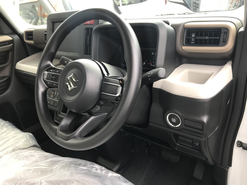 スズキ スペーシア 14枚目